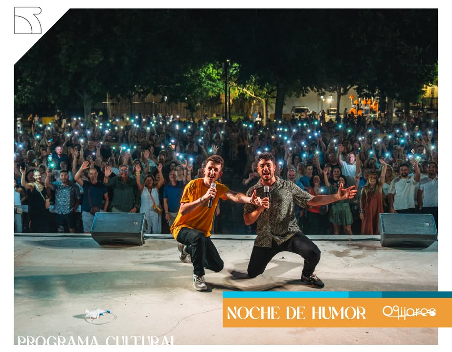 🎤🌟 Más de 3.000 personas llenaron anoche el Parque de San Sebastián para disfrutar de una gran noche de monólogos y humor.  
  
Una cita inolvida...