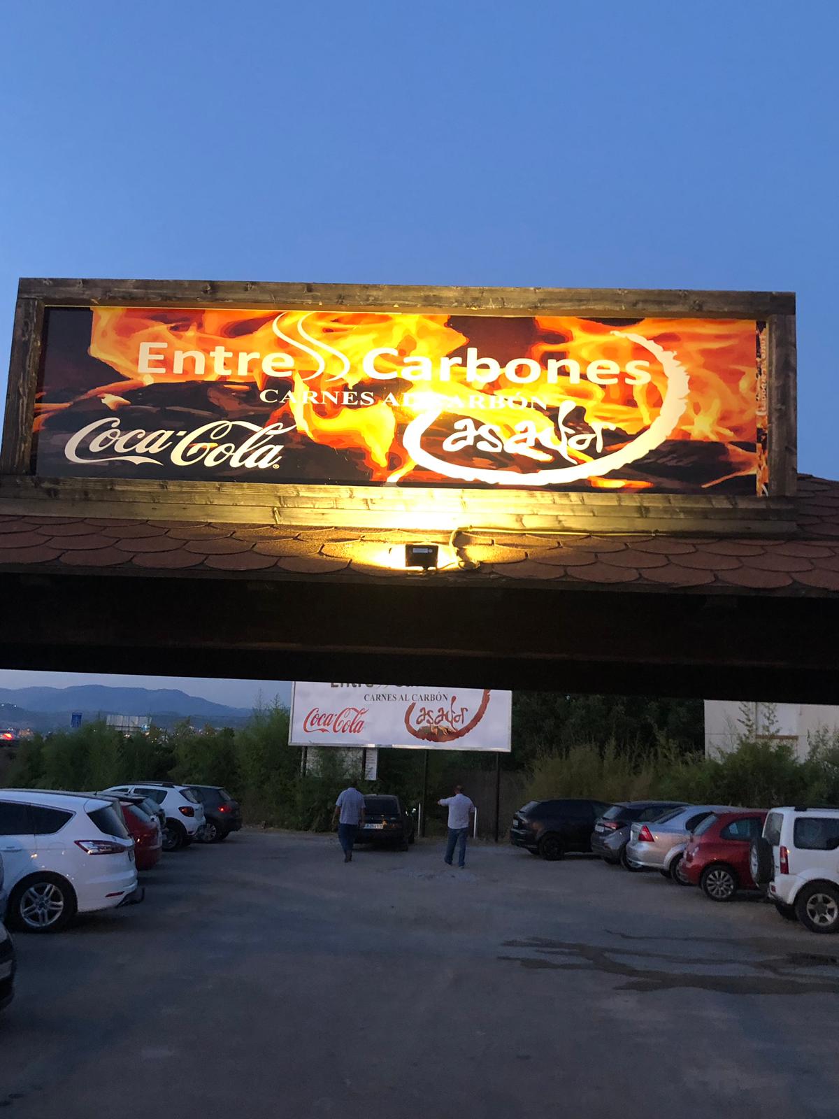 Asador Entrecarbones