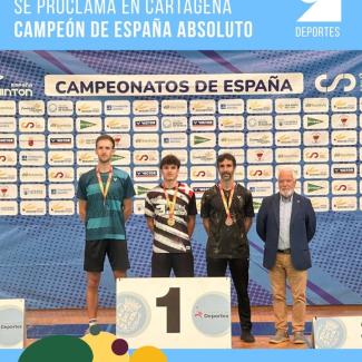 🏸🔥 ¡Orgullo de Ogíjares! Mario Rodríguez, Campeón de España Absoluto de Bádminton  
  
El volantista ogijareño Mario Rodríguez se ha proclamado e...