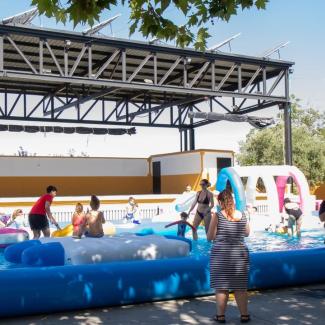💦☀️ ¡Así de bien lo estamos pasando en la Megafiesta Acuática de Ogíjares!  
  
Una jornada repleta de diversión, agua, risas y cientos de familia...