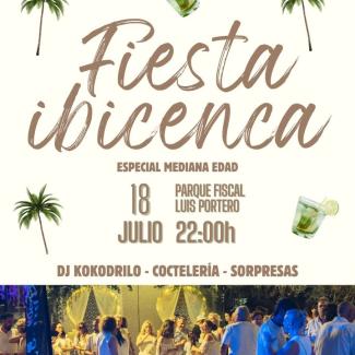 🤍 El blanco vuelve a ser el protagonista de una de las noches más esperadas del verano.  
  
Llega la V Fiesta Ibicenca, una velada para disfrutar...