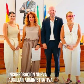 El Ayuntamiento de Ogíjares ha incorporado a una nueva funcionaria como auxiliar administrativa, tras la toma de posesión de su plaza. 🤝  
  
Con ...