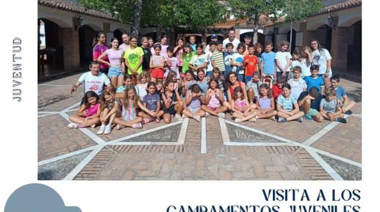 🏕️☀️ Visitamos a los grupos que están disfrutando de los campamentos de verano organizados por la Concejalía de Juventud e Igualdad del Ayuntamient...