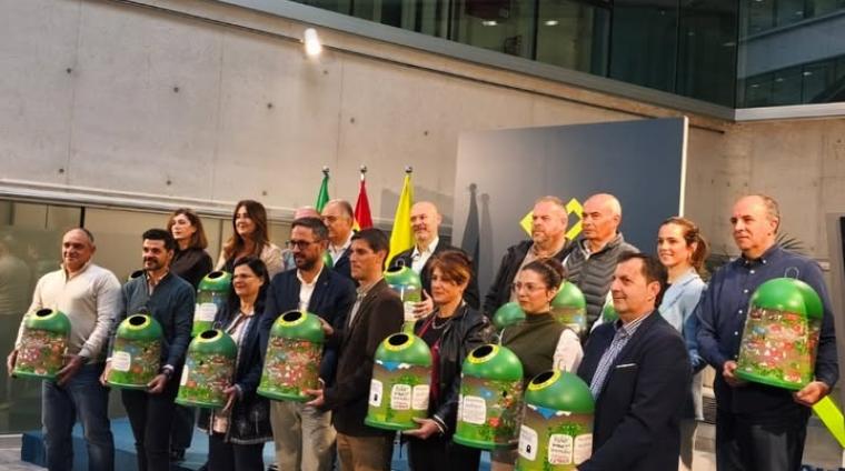 ♻️ Ogíjares se suma al Reto Mapamundi  
  
Nuestro concejal de Medio Ambiente, Manuel Blanco, asistió a la presentación de esta iniciativa impulsad...