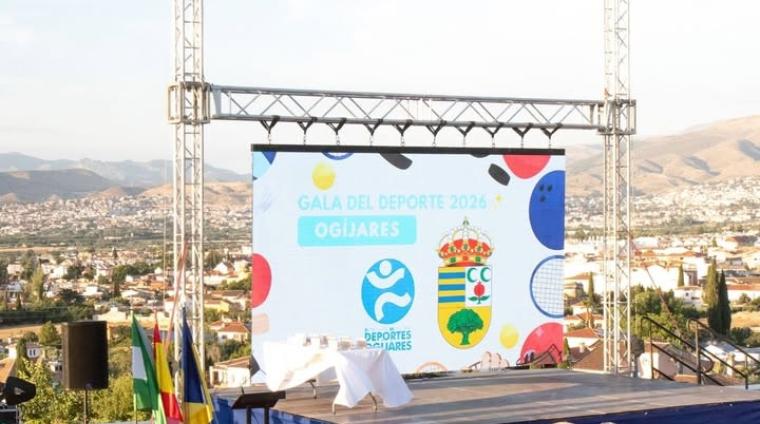 Ogíjares celebró en el Parque San Cristóbal Panorámico la I Gala del Deporte, una noche de reconocimiento al esfuerzo, la trayectoria y el talento ...