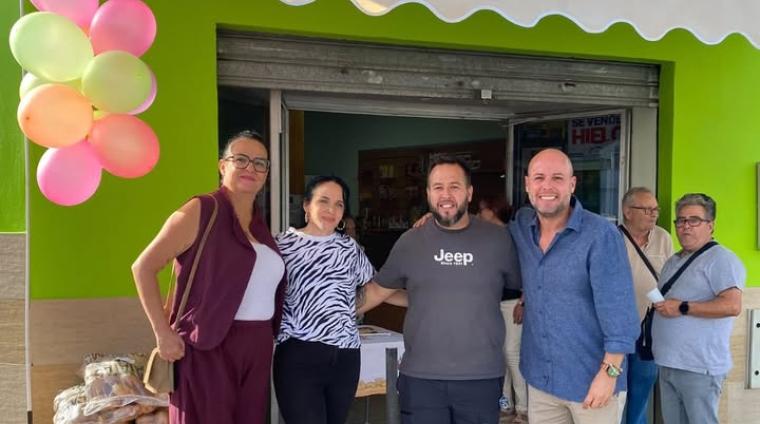 🍎 Damos la bienvenida a Frutería Mama Dora, un nuevo comercio que abre sus puertas en Ogíjares con productos frescos y de calidad.  
  
📍 Calle L...